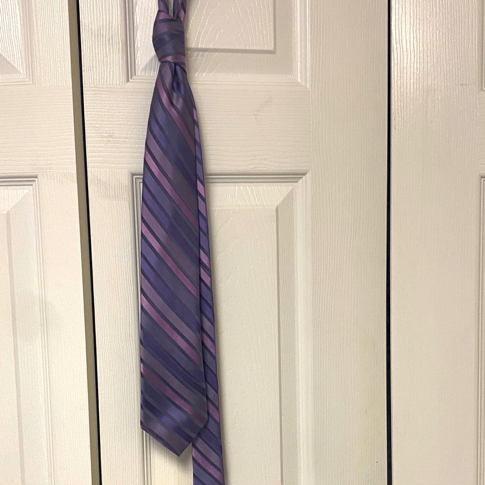 Claiborne Lavender and Dark Stripe Tie